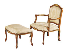 Итальянские диваны кресла и стулья для гостиной I Dogi фабрики MODENESE GASTONE