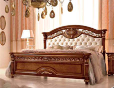Итальянская кровать Luigi XVI фабрики Valderamobili купить в Москве